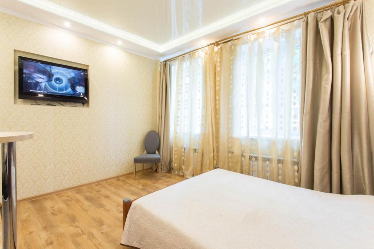 Modern New Studio - Maika Yohansena Str 18A Κχαρκίβ Εξωτερικό φωτογραφία